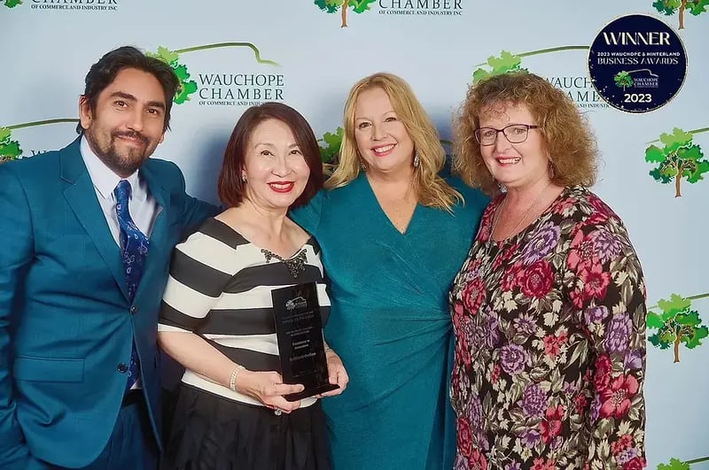 Proud Brilliant-Online team with Mayor Peta Pinson at the awards | Vermilion Pinstripes Australia Singapore UK