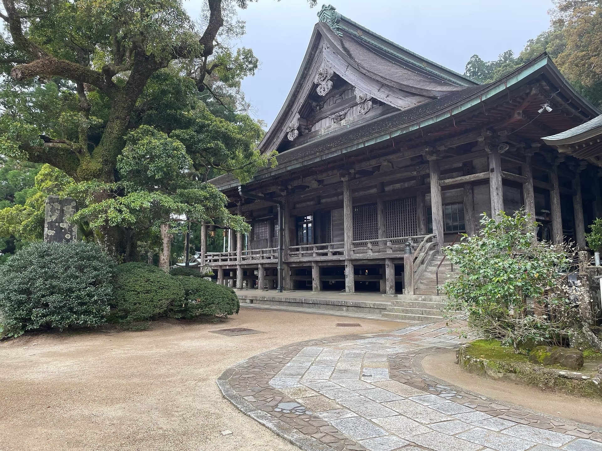 Kumano Kodo hikes  | Home Comforts Hiking | Vermillion Pinstripes